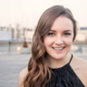 Meet your Posher, Chloe